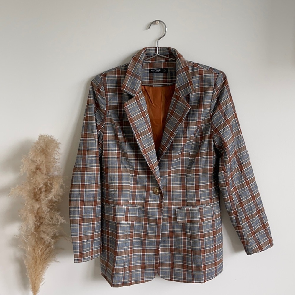 Chic Blue & Orange Nasty Gal Blazer